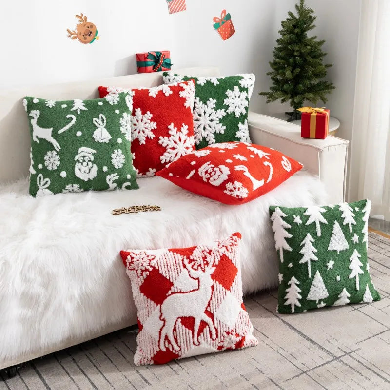 Julkudde tuftad julgran