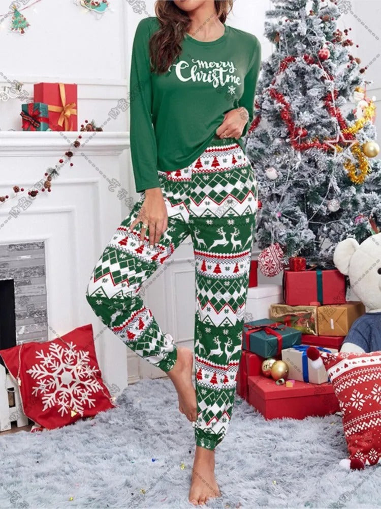 Julpyjamas för dam, grön tröja med byxor i julmönster