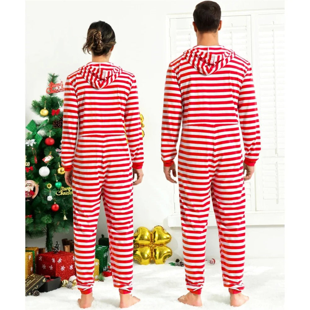 Randig julpyjamas onesie sedd bakifrån